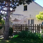 Casa vacanze Gîtelabaronnaise Avec Piscine Chauffée Prés Parc Asterix *