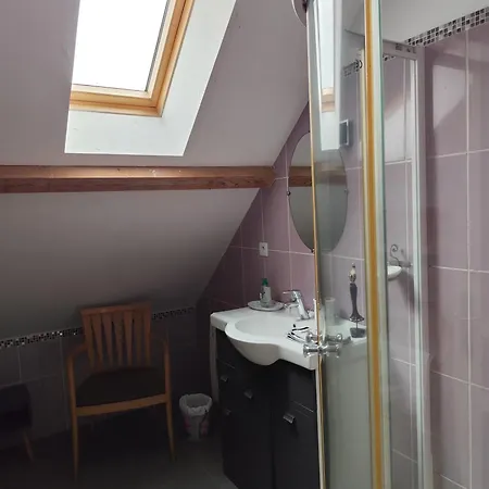 Holiday home Gitelabaronnaise Avec Piscine Chauffee Pres Parc Asterix Baron (Oise)